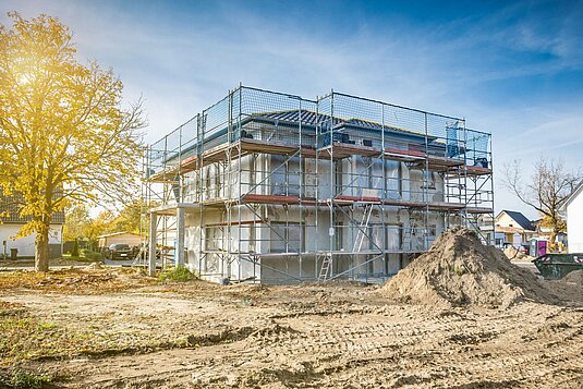 massiv-bauen-baustelle-haus-rohbau-02